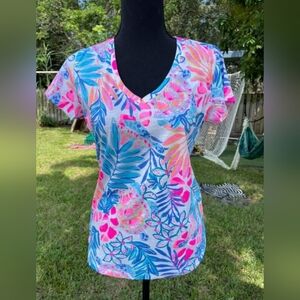 Pima cotton Lilly Pulitzer v neck tee